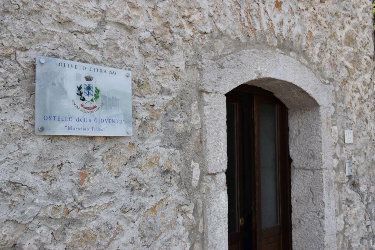 Ostello Della Gioventu Massimo Troisi Oliveto Citra Екстериор снимка